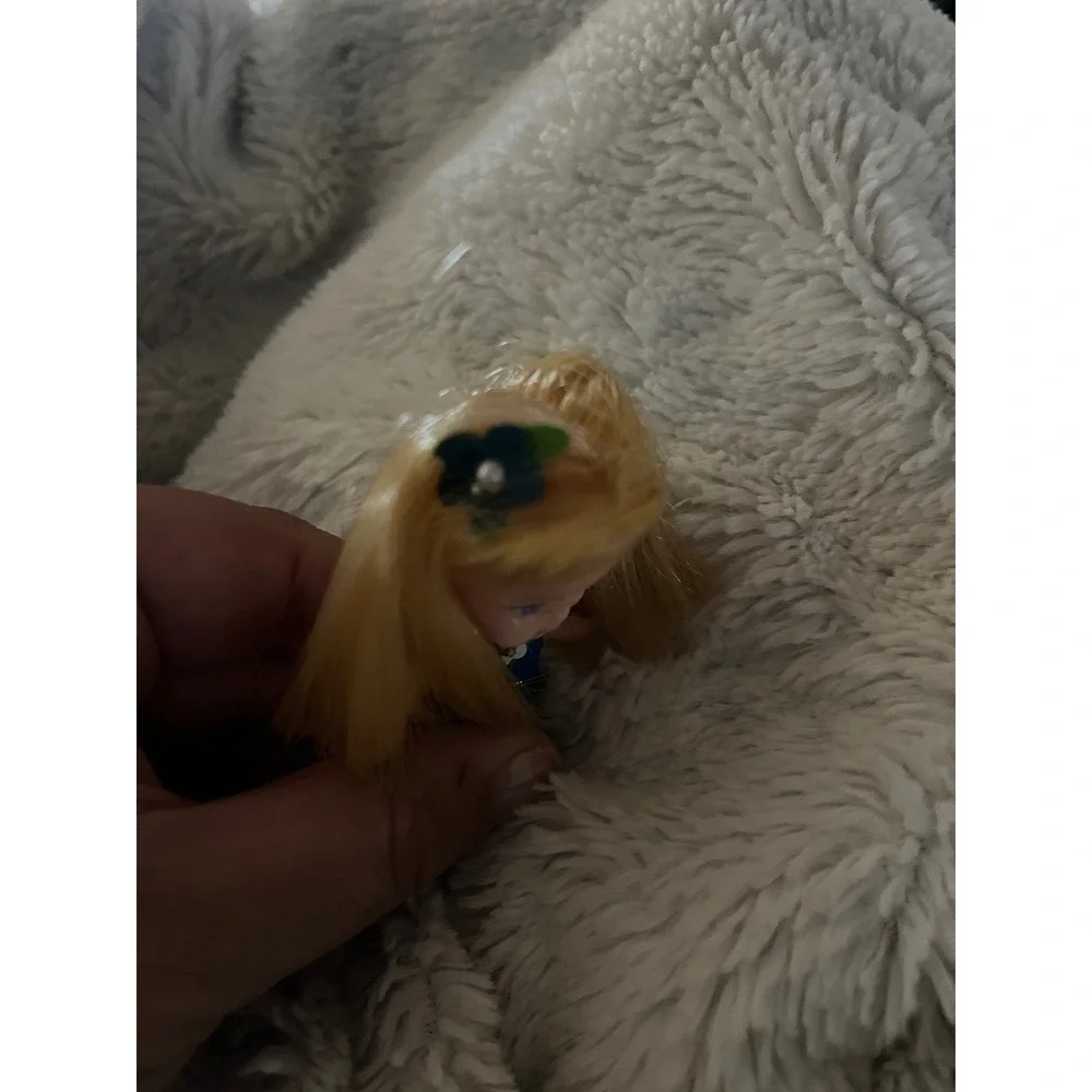 Vintage Mattel Liddle Kiddles Miniature Doll‎ Blonde Blue Eyes Blue Flower Dress